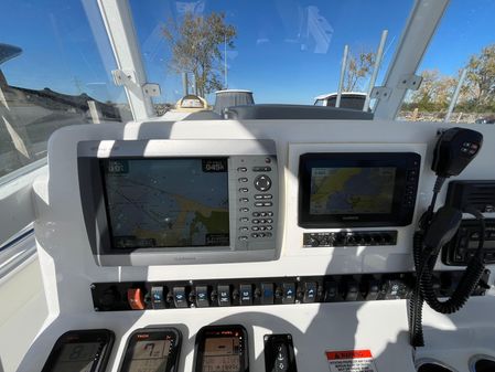 Sea Hunt Gamefish 27 image