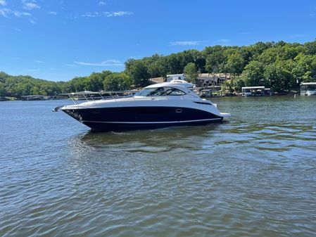 Sea Ray 410 Sundancer image