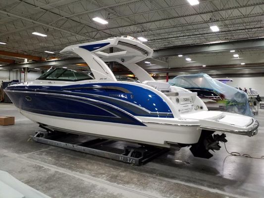 Formula 350 Crossover Bowrider - main image