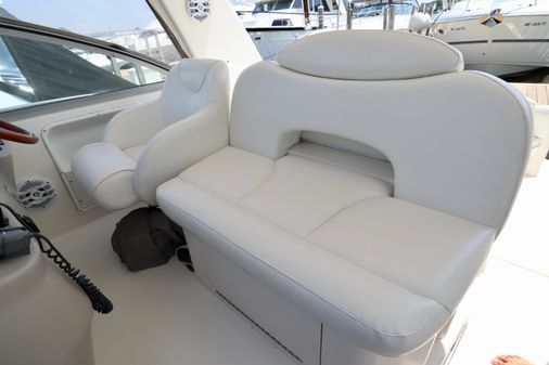 Sea Ray 340 Sundancer image