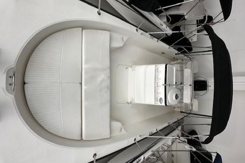 Boston Whaler 210 Montauk image