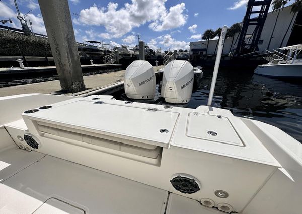 Boston Whaler 280 Dauntless image