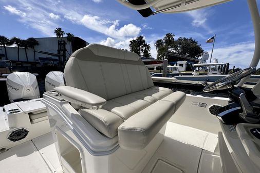 Boston Whaler 280 Dauntless image