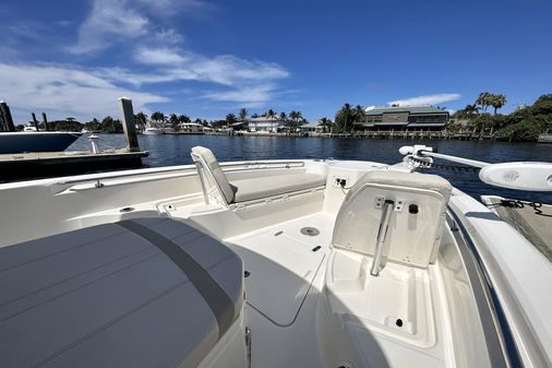 Boston Whaler 280 Dauntless image