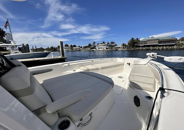 Boston Whaler 280 Dauntless image