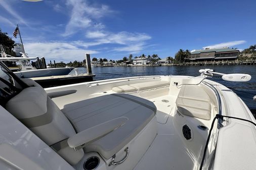 Boston Whaler 280 Dauntless image