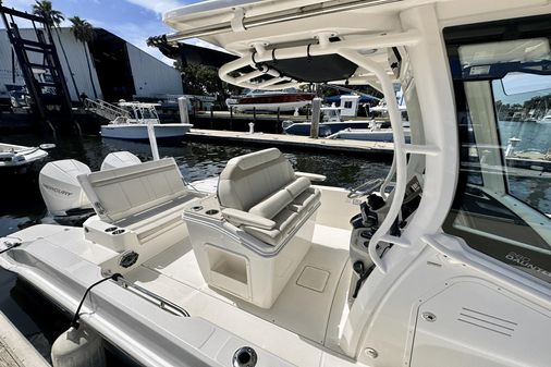 Boston Whaler 280 Dauntless image