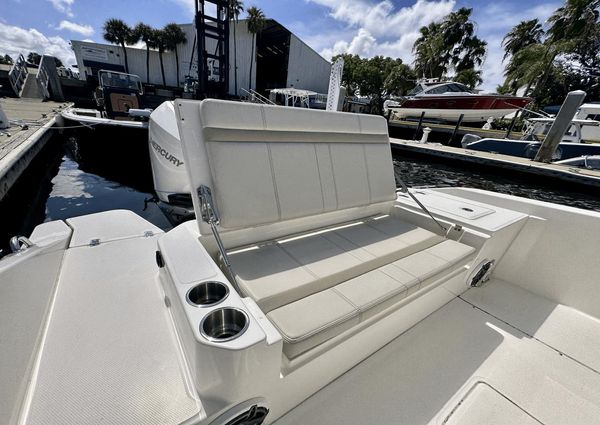 Boston Whaler 280 Dauntless image