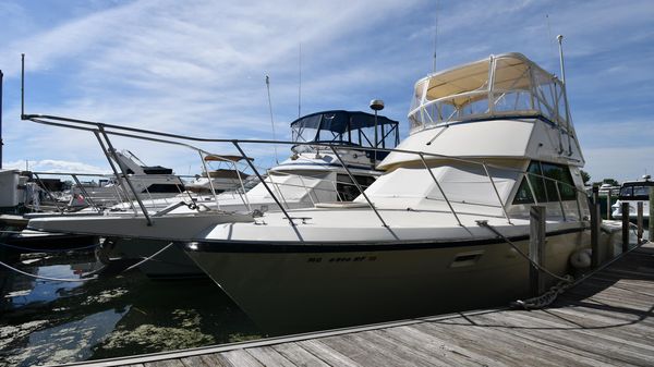 Hatteras 36 Convertible 