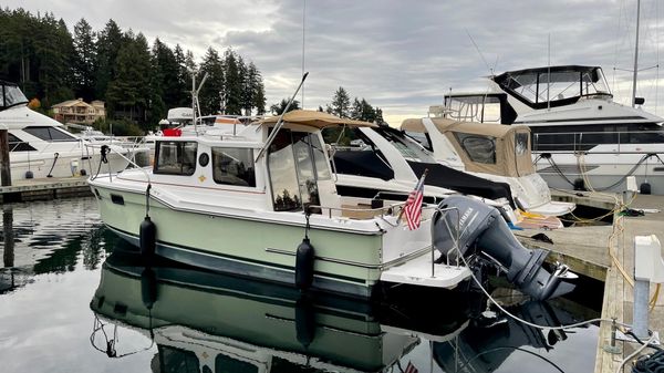 Ranger Tugs R-23