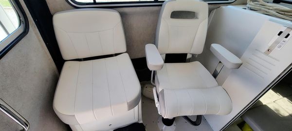 Parker 2520-XLD-SPORT-CABIN image