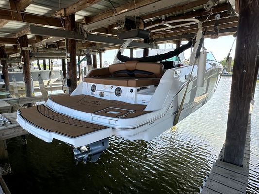 Four Winns HD8 - main image