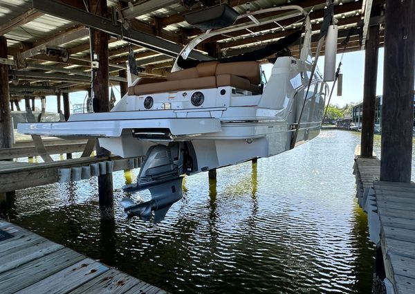 Four Winns HD8 image