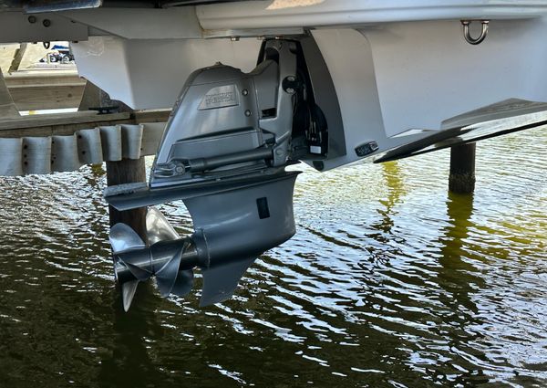 Four Winns HD8 image