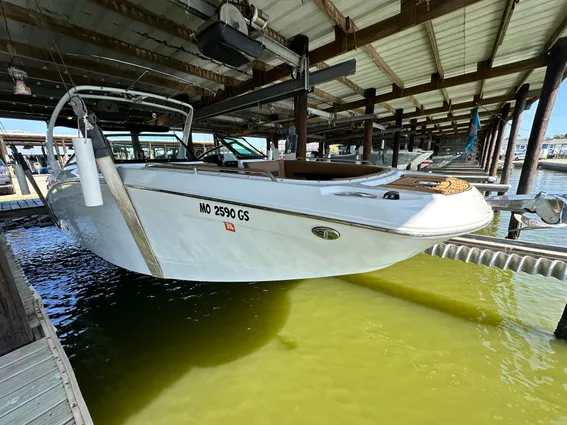 Four Winns HD8 image