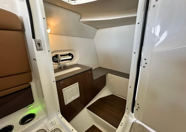 Four Winns HD8 image