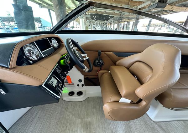 Four Winns HD8 image