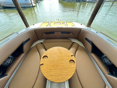 Four Winns HD8 image