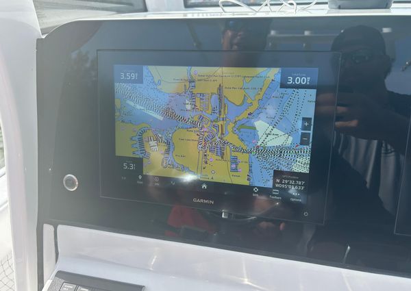 Sportsman Masters 267OE Bay Boat image