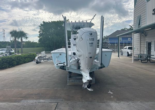 Sportsman Masters 267OE Bay Boat image