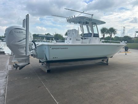 Sportsman Masters 267OE Bay Boat image