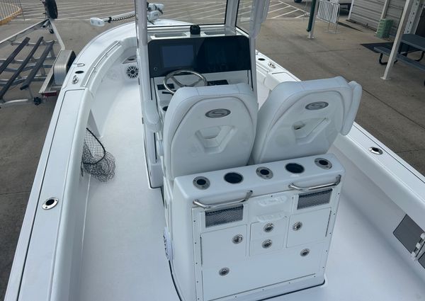 Sportsman Masters 267OE Bay Boat image