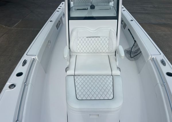 Sportsman Masters 267OE Bay Boat image