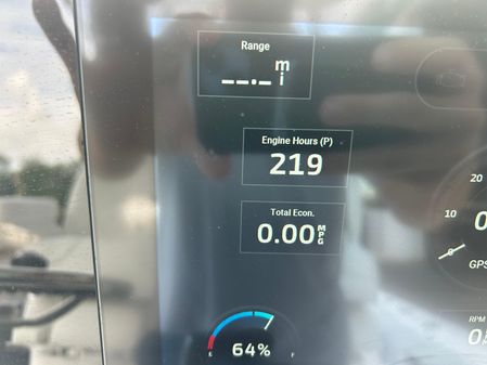 Sportsman Masters 267OE Bay Boat image