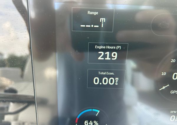 Sportsman Masters 267OE Bay Boat image