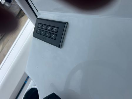 Sportsman Masters 267OE Bay Boat image