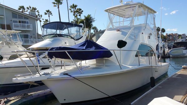 Luhrs 34 Convertible 