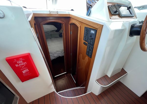 Beneteau ANTARES-9-80 image