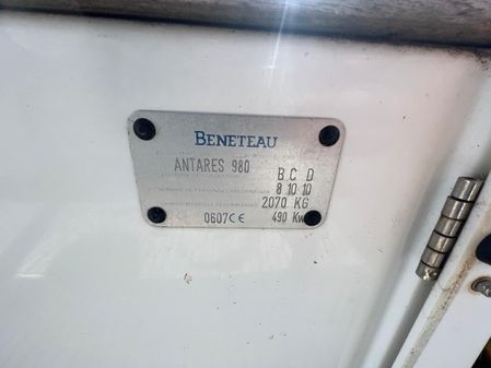 Beneteau ANTARES-9-80 image