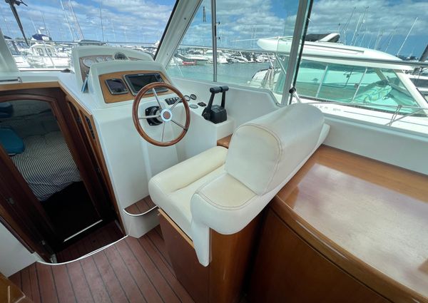 Beneteau ANTARES-9-80 image