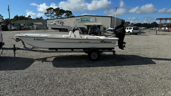 Mako Pro Skiff 17 CC 