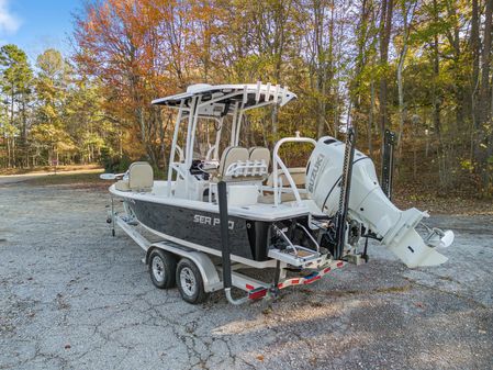 Sea Pro 208 Bay image