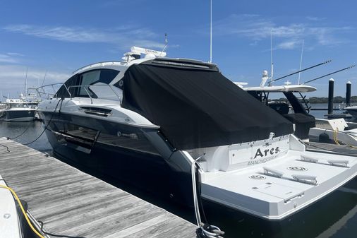 Cruisers Yachts 46 Cantius image