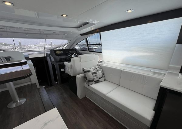 Cruisers Yachts 46 Cantius image