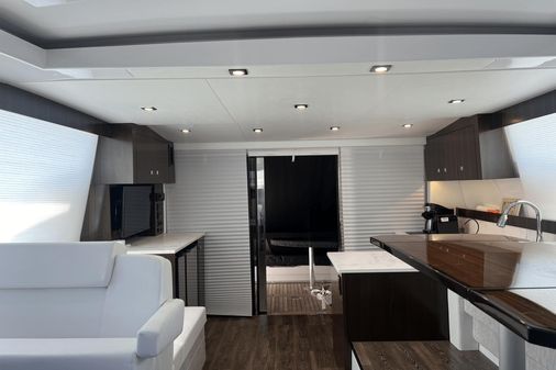 Cruisers Yachts 46 Cantius image