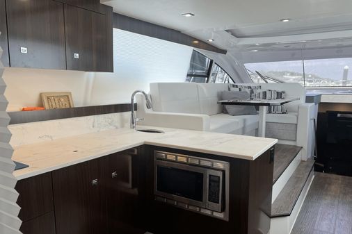 Cruisers Yachts 46 Cantius image