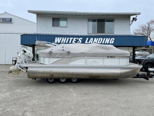 Bennington 21 SLX - main image