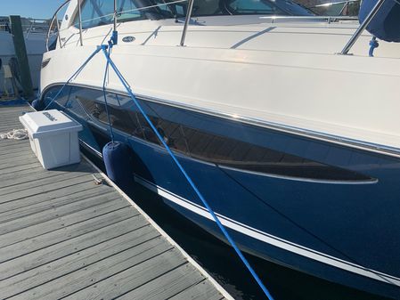 Sea Ray 410 Sundancer image