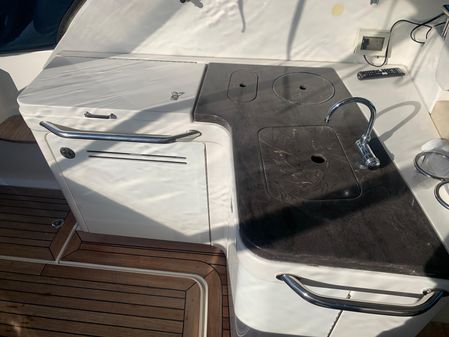 Sea Ray 410 Sundancer image