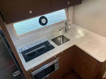 Sea Ray 410 Sundancer image