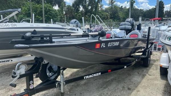 Tracker Pro Team 190 TX 