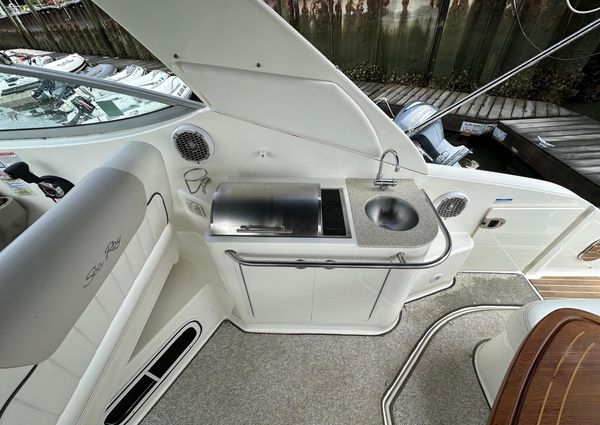 Sea Ray 280 Sundancer image