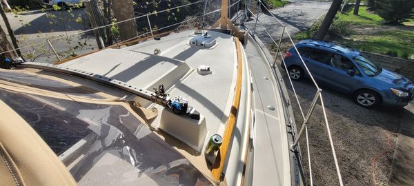 Island Packet 27 Sloop image