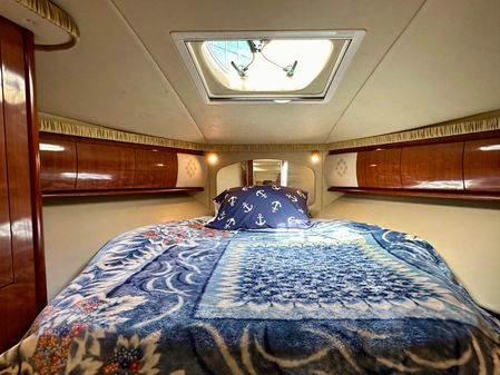 Sea Ray Sundancer 420 image