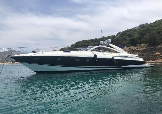 Sunseeker Predator 56 - main image