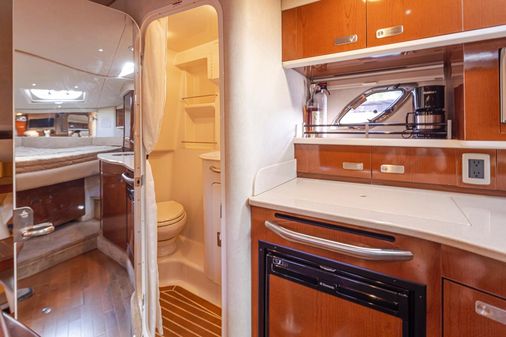 Sea Ray Sundancer 330 image